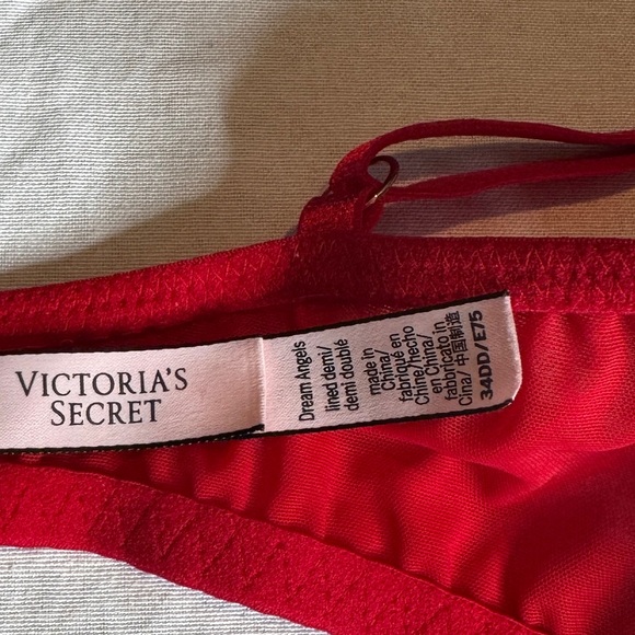 Victorias Secret Dream Angels Lined Demi Red Lace Wired Bra Womens Size 34DDD - Picture 6 of 7